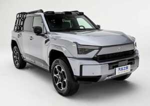 land-cruiser-prado,-подвинься-Представлен-крутой-рамный-внедорожник-mengshi-m817:-686-лс.,-полный-привод,-холодильник,-1300-км-на-баке-бензина-и-передовой-автопилот-—-недорого