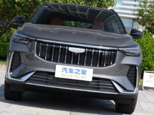 Совершенно-новый-geely-cityray-оказался-экстремально-дешевым:-всего-78,9-тыс-юаней-(875-тыс-рублей)-за-обновленный-дизайн,-улучшенный-салон-и-181-лс.
