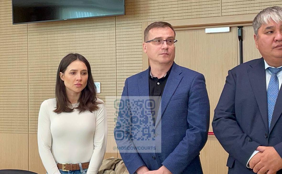 Суд-в-Москве-вновь-продлил-домашний-арест-блогеру-Лерчек