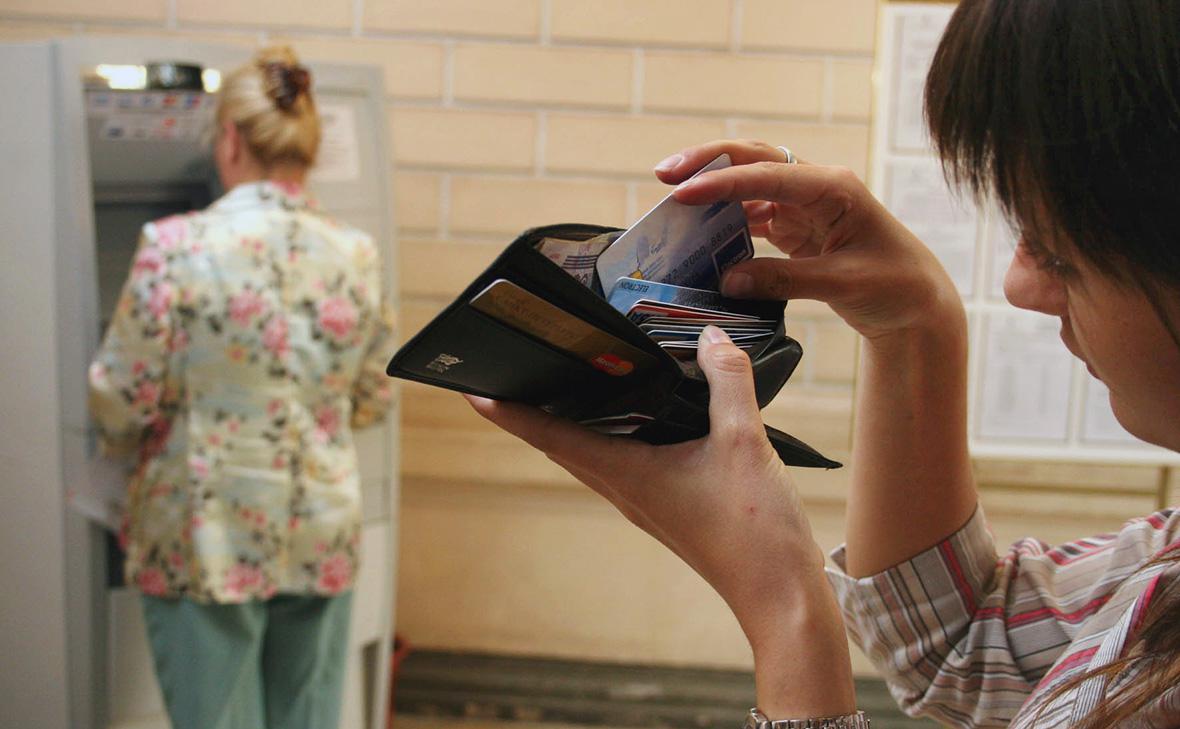 В-Госдуме-назвали-варианты-ограничения-числа-банковских-карт