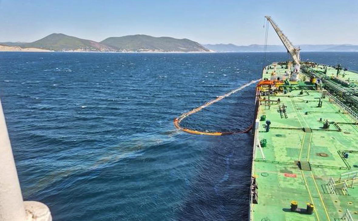 Последствия-разлива-нефти-на-морском-терминале-КТК-ликвидировали