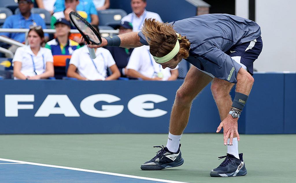 Рублева-возмутил-штраф--тыс.-за-мат-про-самого-себя-на-us-open