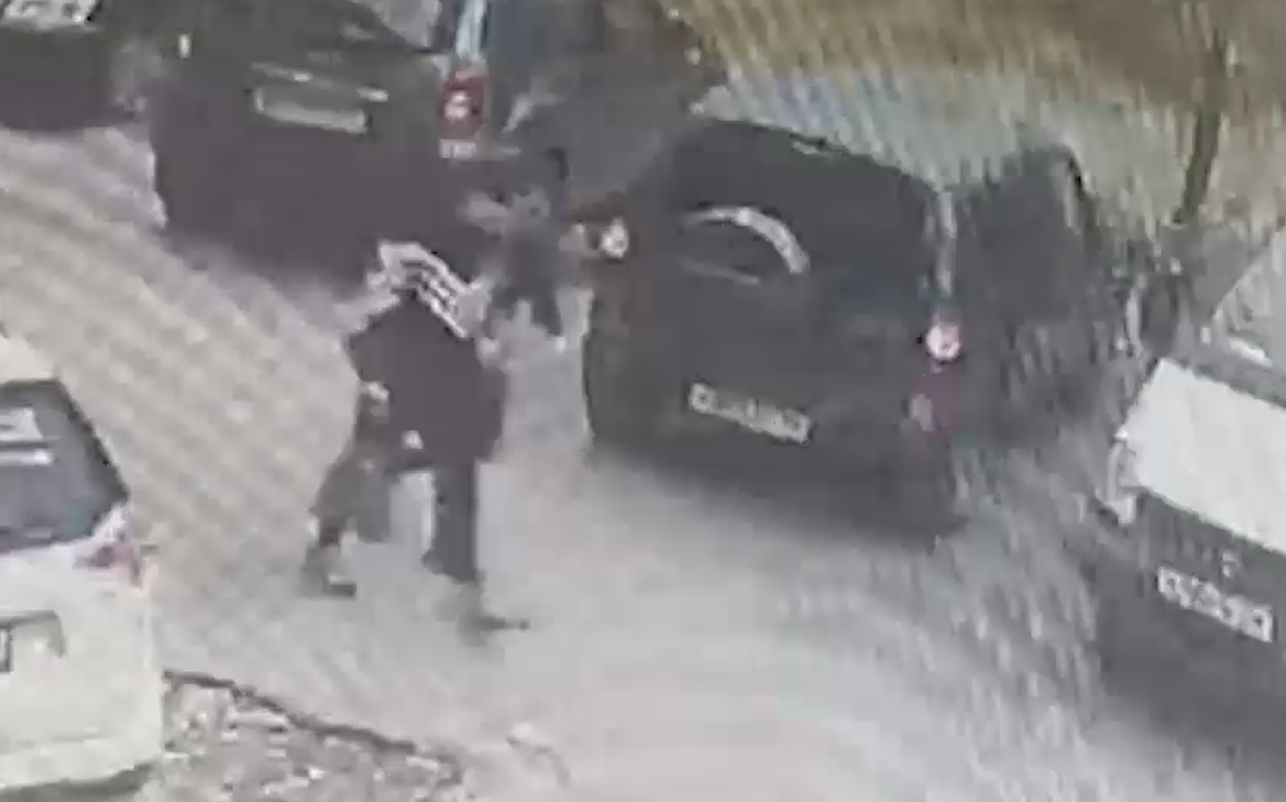 Появились-новые-кадры-побега-поджигателей-военкомата-из-СИЗО