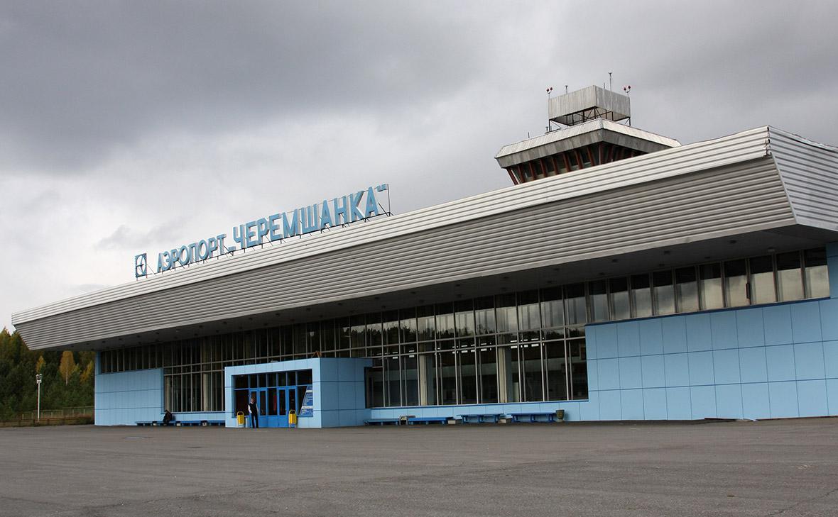 Аэропорт-под-Красноярском-закрыли-из-за-аварийной-посадки-Ил-76