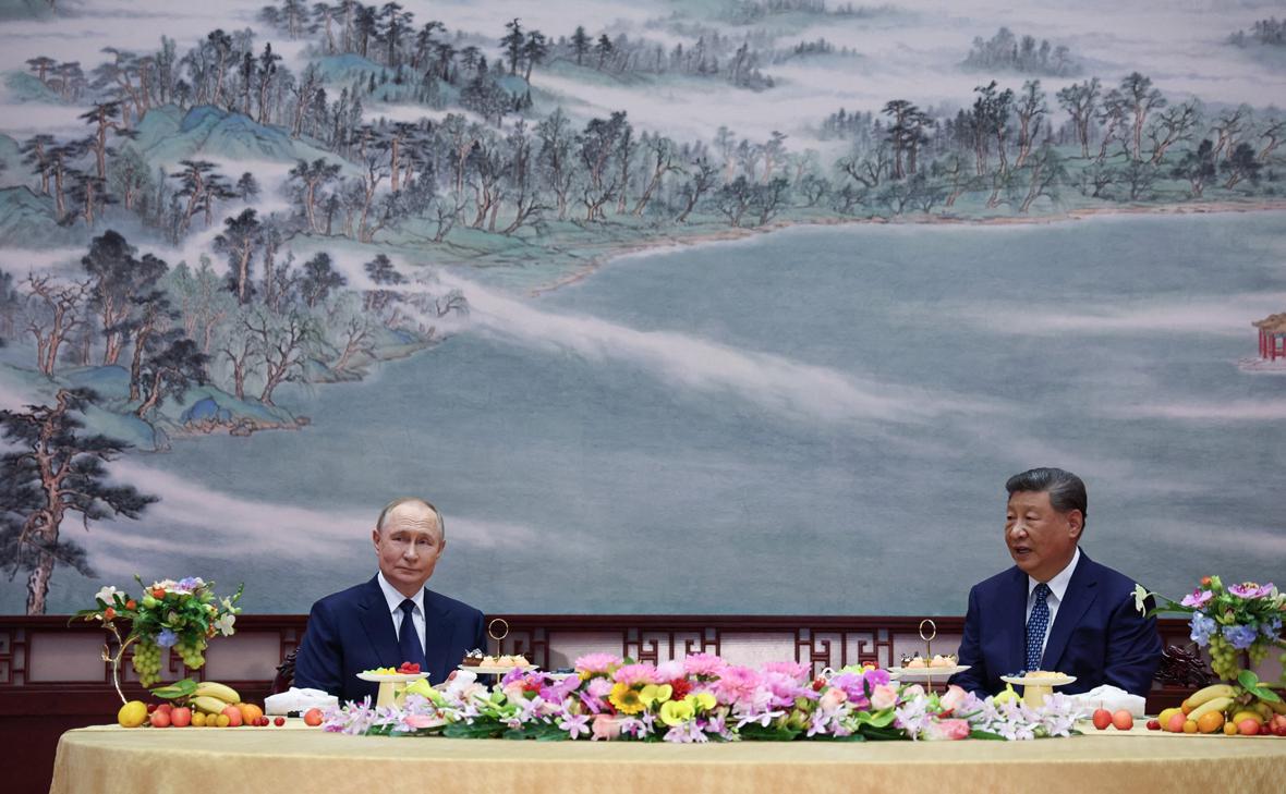reuters-удалил-видео-беседы-Путина-и-Си-о-долголетии-по-требованию-Китая