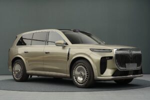 «Китайский-cullinan»-от-voyah-рассекречен-Флагманский-внедорожник-voyah-9l-получил-полный-привод-и-516-лс.,-а-расход-—-всего-0,4-л/100-км