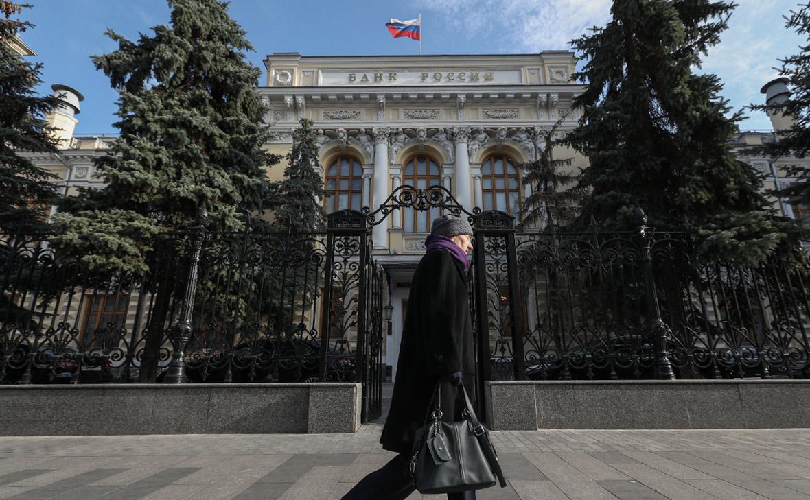 «Спрос-на-свободу».-Как-ЦБ-и-банки-разошлись-во-взглядах-на-криптовалюту