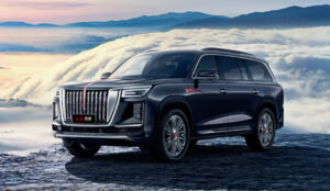 «Китайский-aurus-komendant»-вышел-в-продажу.-Обновленный-hongqi-guoyao-2026-получил-4,0-литровый-мотор-v8-при-цене-1,56-млн-юаней-(18-млн-рублей)