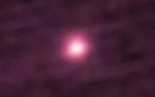 У-родившейся-раньше-Солнца-кометы-3i/atlas-изменился-цвет-свечения
