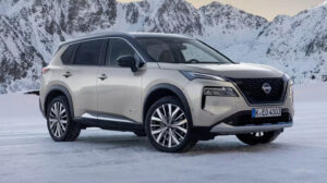 nissan-x-trail-подорожал-в-России-на-сотни-тысяч-рублей:-самый-дешевый-вариант-под-заказ-—-3-млн-рублей-(против-2,22-млн-рублей-в-октябре-2025-года)