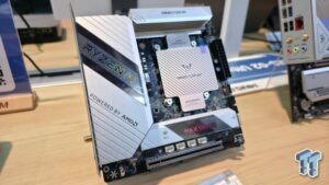 minisforum-показала-системную-плату-bd395i-max-с-флагманским-16-ядерным-ryzen-ai-max+-395-и-128-ГБ-оперативной-памяти-lpddr5x