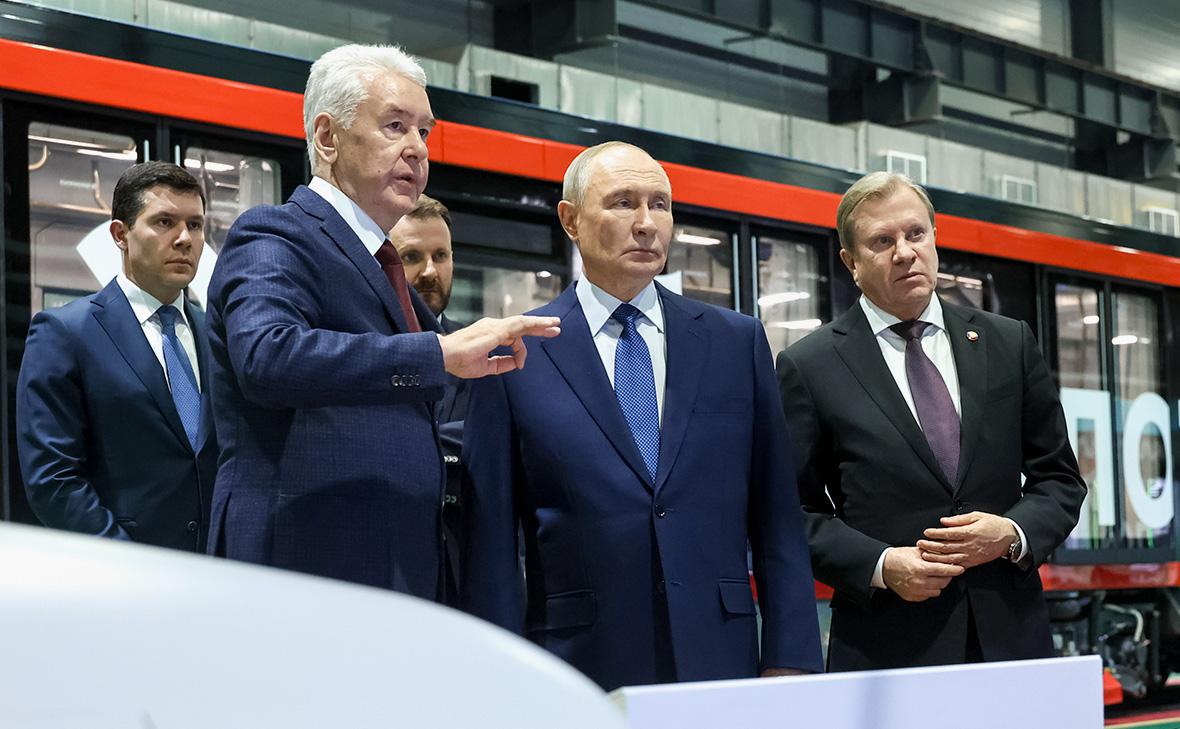 Путин-и-Собянин-запустили-тестирование-первого-беспилотного-поезда-метро