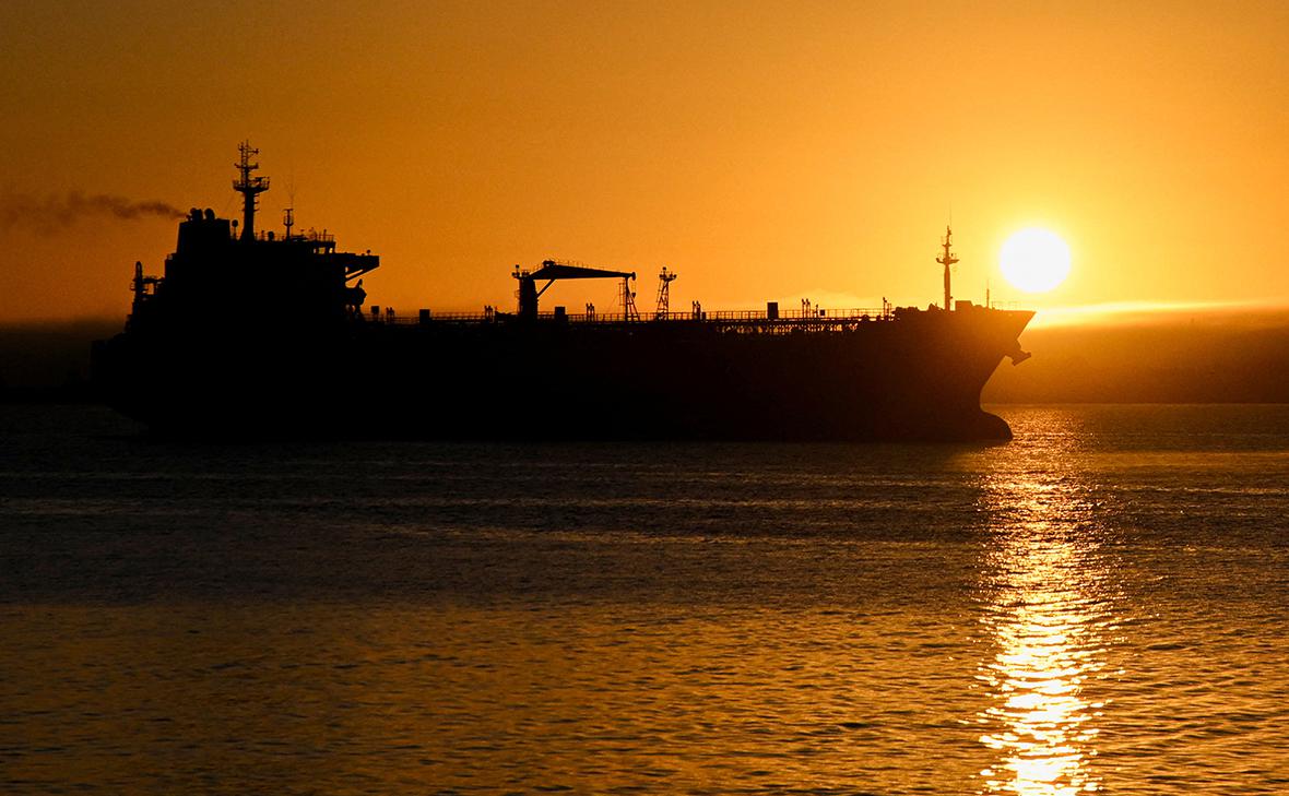 wsj-рассказала-о-проблемах-Ирана-с-продажей-нефти