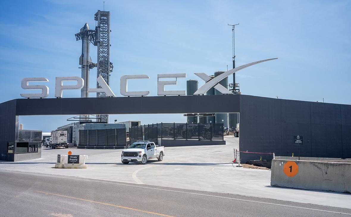 Маск-сравнил-с-«технологическим-монастырем»-базу-spacex-в-Техасе