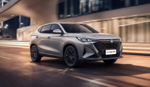 В-России-стартовали-продажи-changan-cs35-max:-сильно-улучшенное-оснащение,-адаптация-для-России-и-5-лет-гарантии-—-за-2,6-млн-рублей