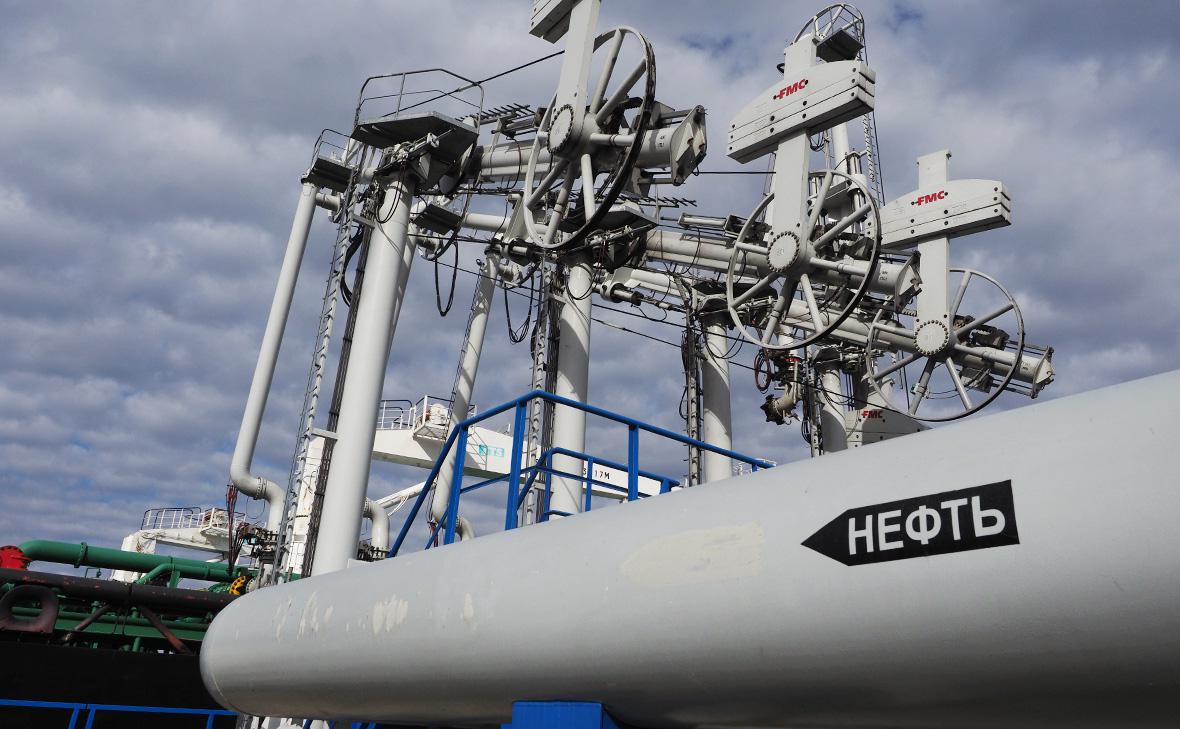 bloomberg-сообщил-о-смене-схемы-России-по-поставке-нефти-в-Китай