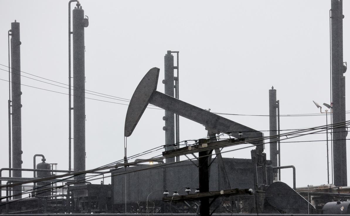 Цена-нефти-brent-вновь-перевалила-за-0-за-баррель