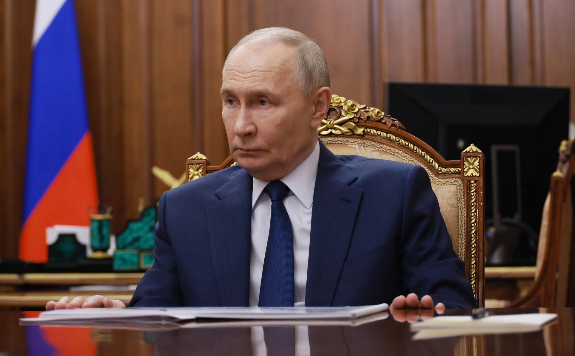 Путин-присвоил-госнаграды-паралимпийцам-и-их-тренерам