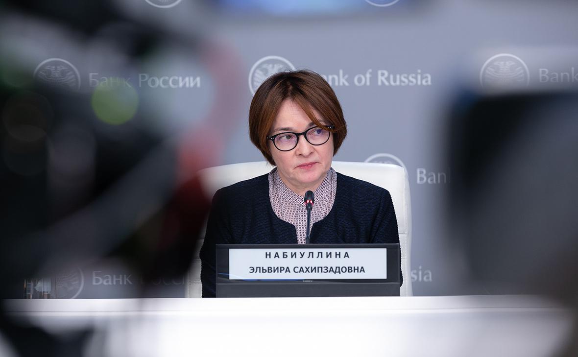 Набиуллина-заявила,-что-автоматического-снижения-ставки-не-будет