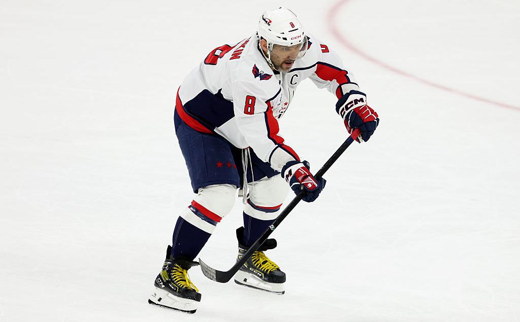 iihf-назвала-легендарной-карьеру-Овечкина-после-1000-голов-в-НХЛ