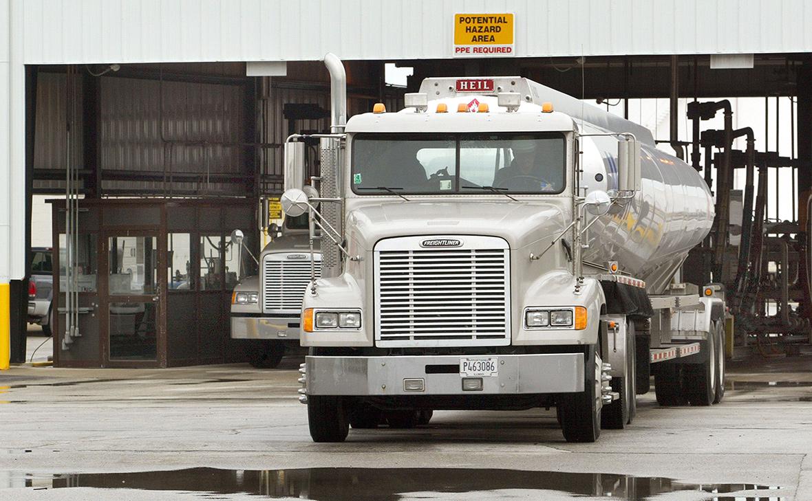 bloomberg-оценил-потенциальный-рост-доходов-России-из-за-войны-в-Иране
