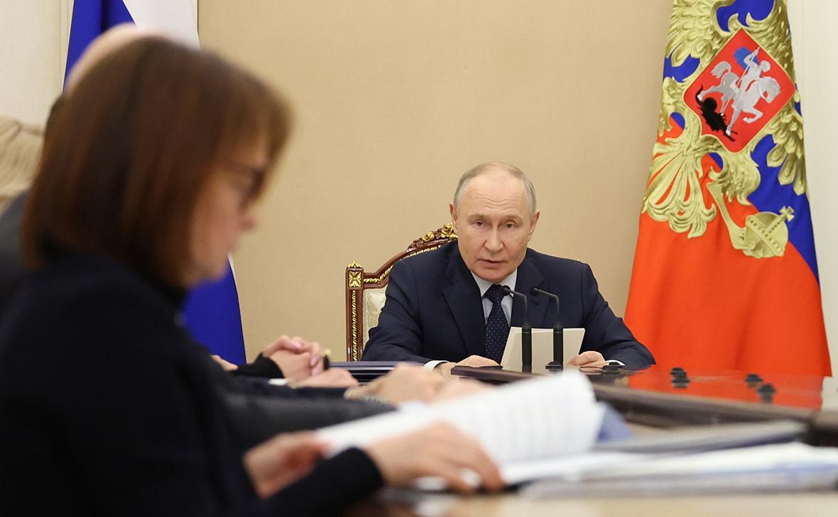 Путин-заявил,-что-ждет-предложений-по-возобновлению-экономического-роста