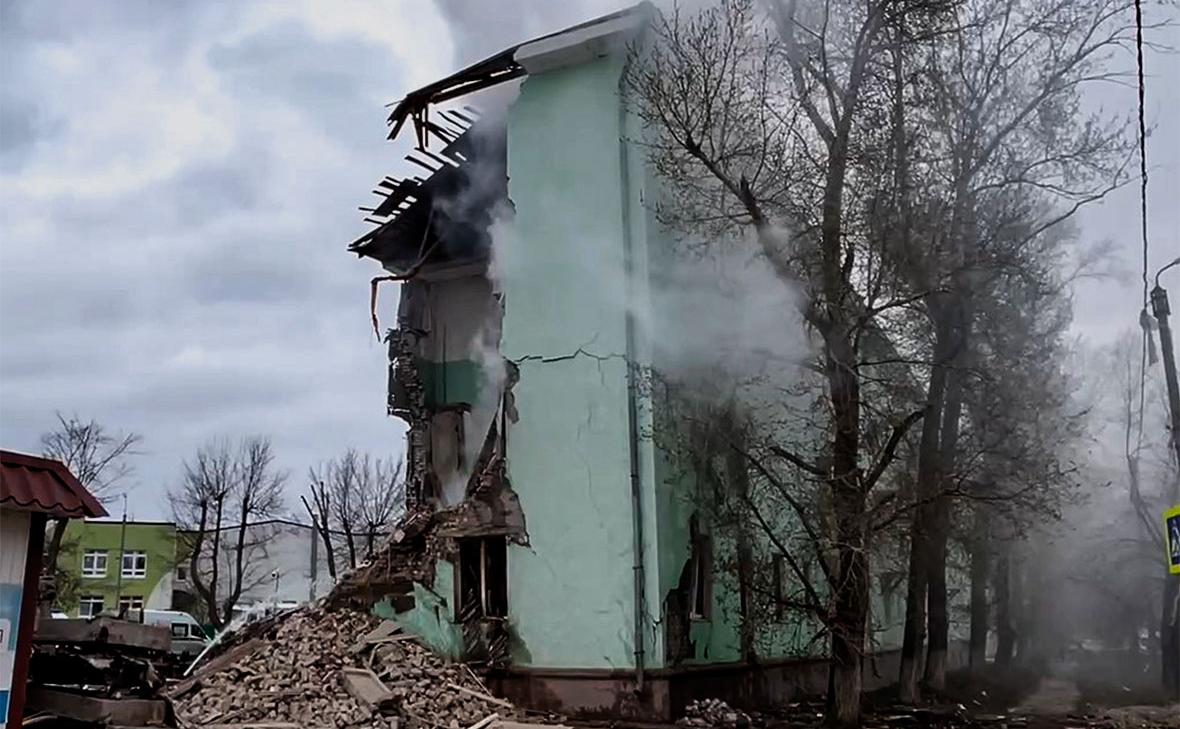 В-Сызрани-ввели-режим-ЧС-после-обрушения-подъезда