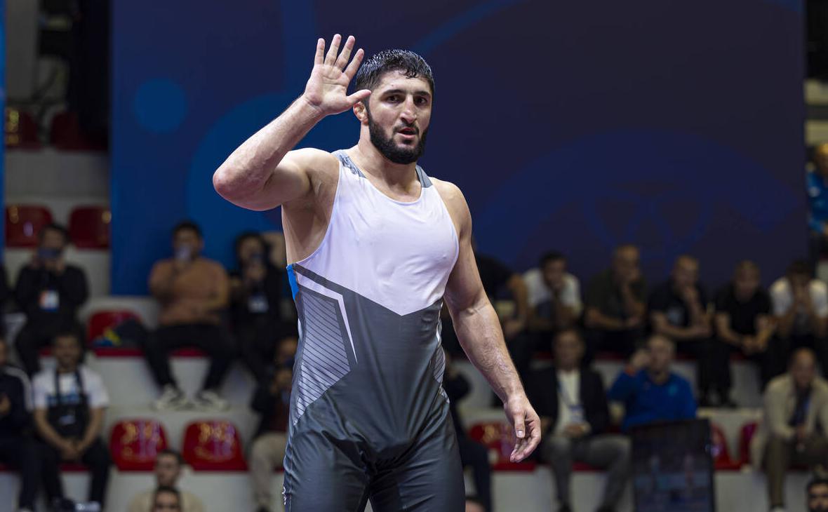 Садулаев-завоевал-золото-на-своем-первом-с-2020-года-чемпионате-Европы
