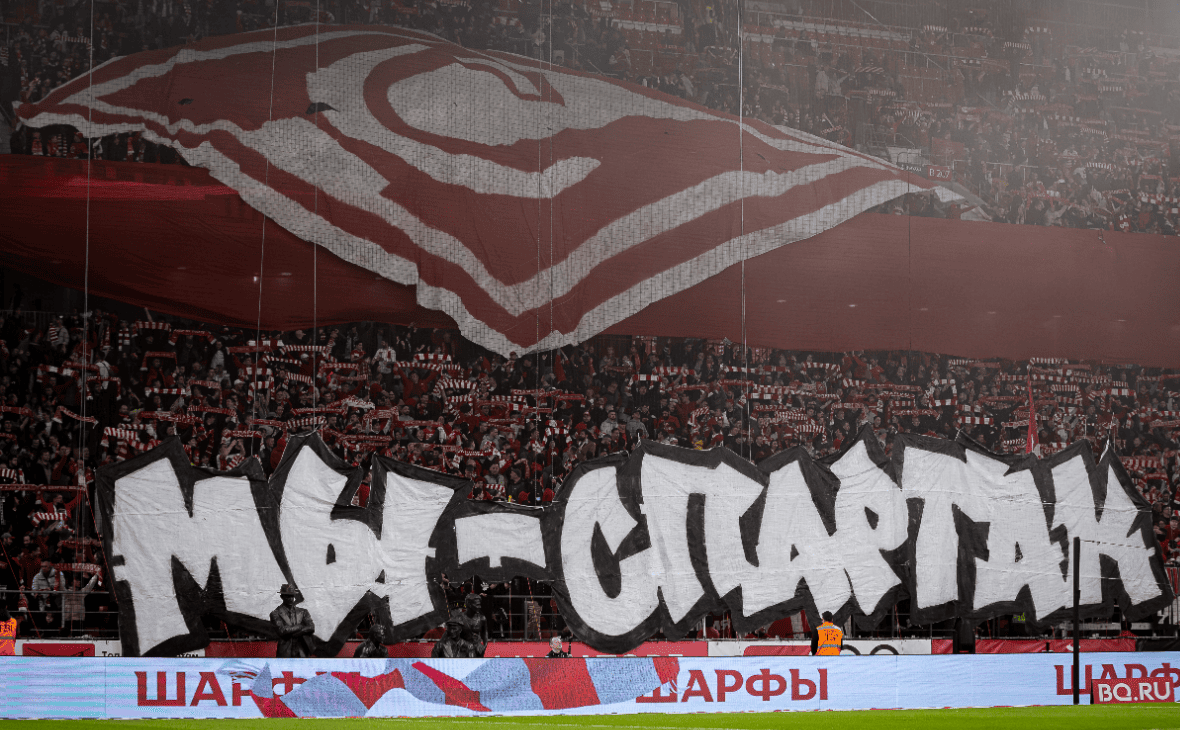 Болельщикам-запретили-баннеры,-не-соответствующие-традиционным-ценностям