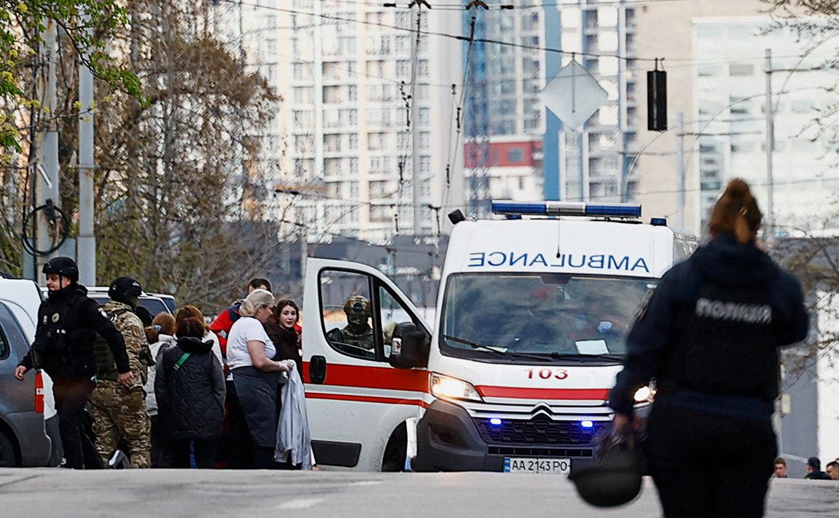 В-Харькове-мужчина-устроил-стрельбу-из-стартового-пистолета-в-метро