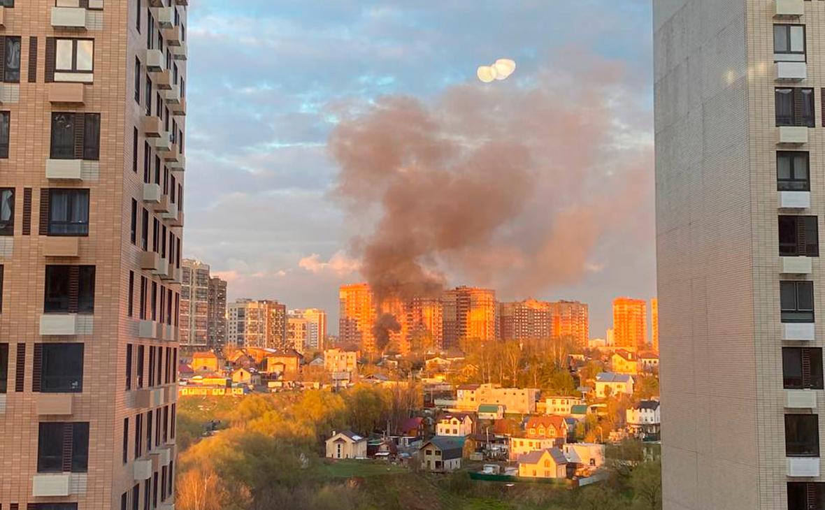 В-Подмосковье-сгорели-две-заброшенные-бани
