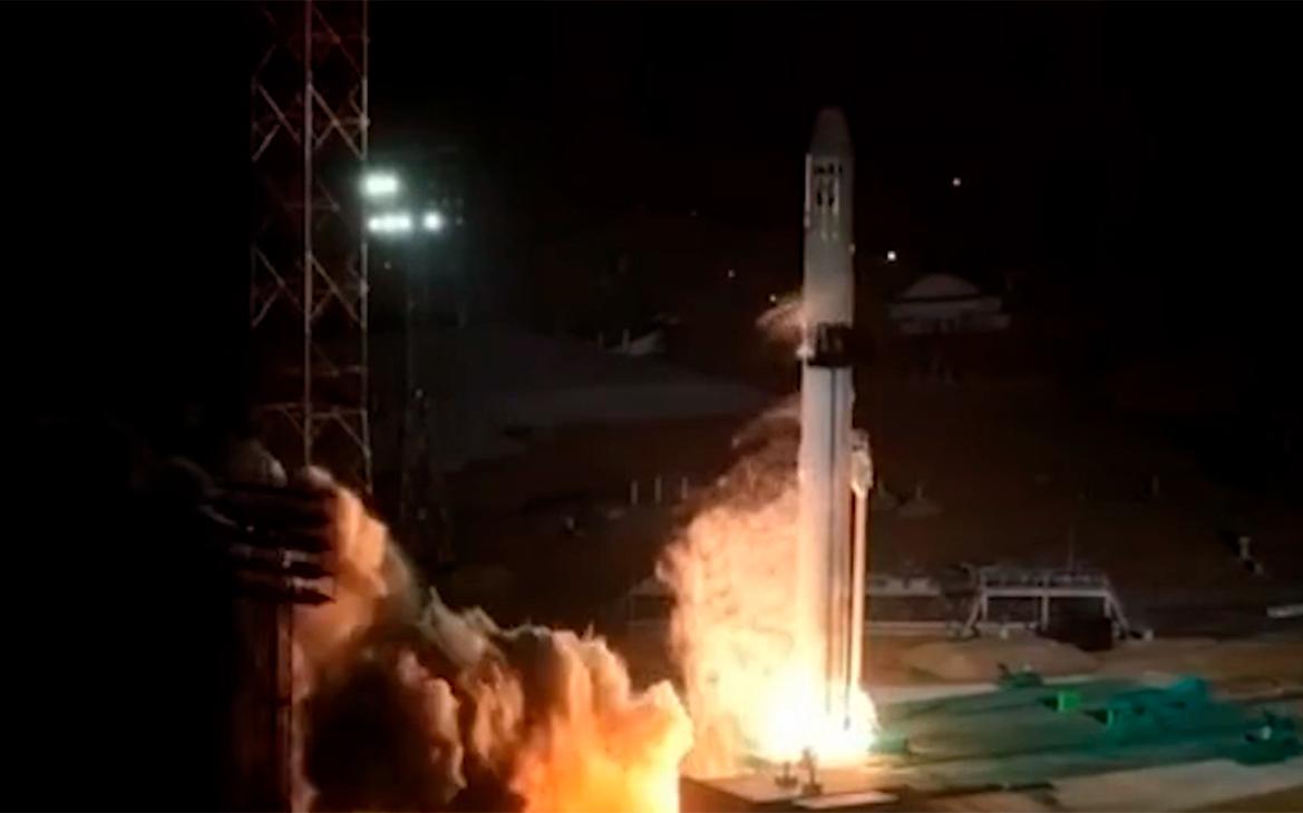Россия-провела-первый-пуск-новой-ракеты-«Союз-5»