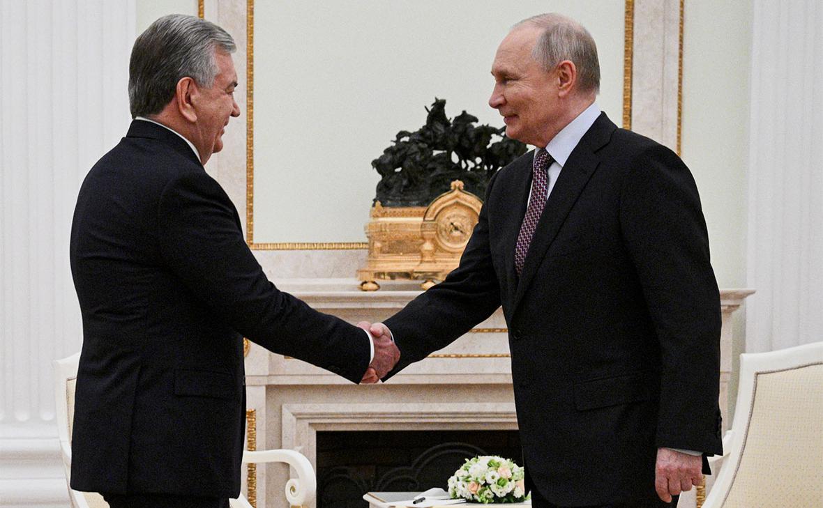 Путин-в-Кремле-встретился-с-президентом-Узбекистана-Шавкатом-Мирзиёевым