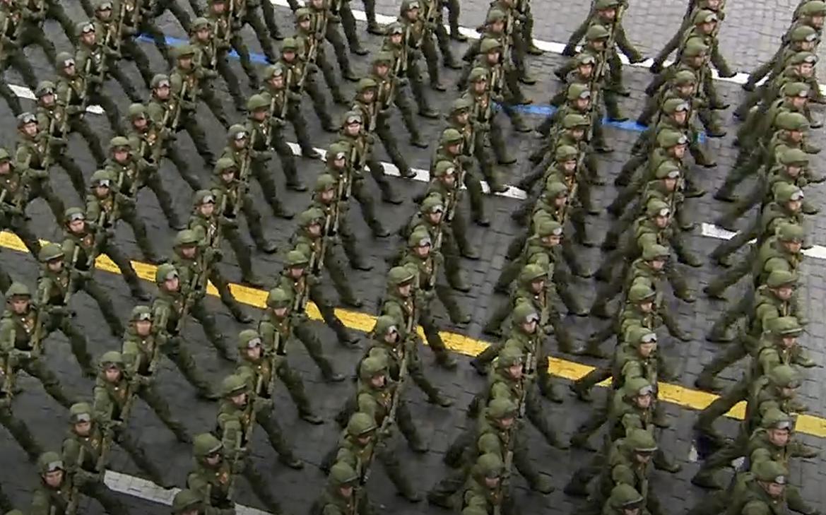 Военнослужащие-войск-беспилотных-систем-впервые-прошли-на-параде-Победы