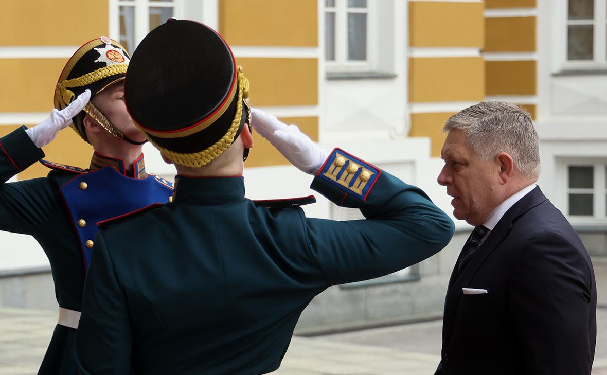 Путин-пошутил,-что-маршрут-Фицо-в-Москву-был-лучше,-«чем-на-лошади»