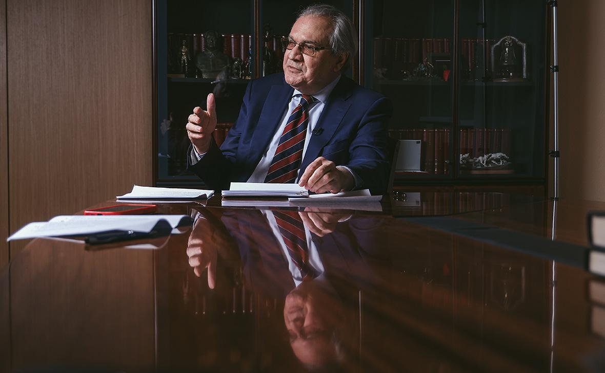 Глава-СПЧ-назвал-«сомнительным-путем»-маркировку-книг-из-за-наркотиков
