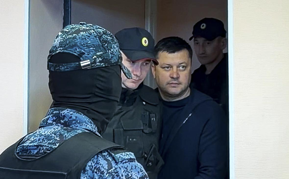 У-мэра-Уфы-при-переводе-под-домашний-арест-взяли-образцы-слюны-и-волос