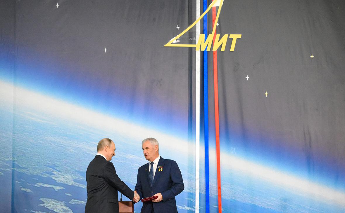 Путин-наградил-орденом-Московский-институт-теплотехники