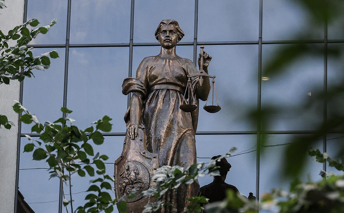 Экс-глава-ГП-Скуратов-назвал-грозящие-вредившим-России-релокантам-статьи