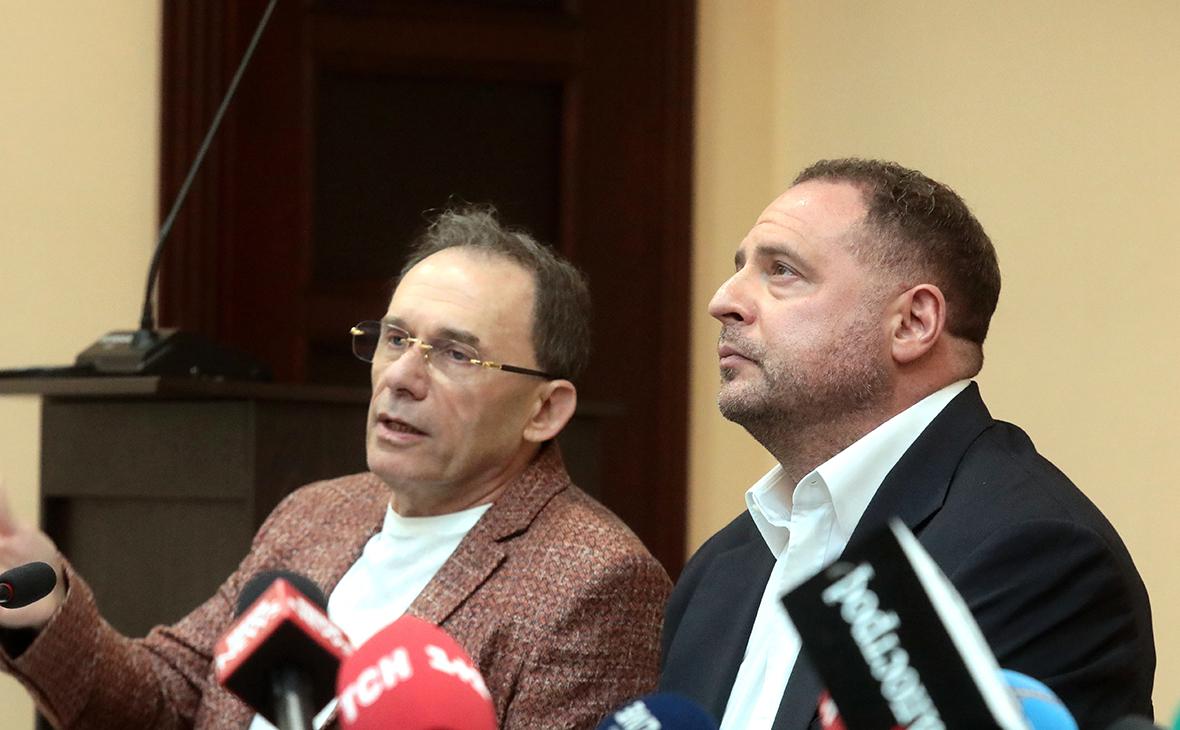 Адвокат-Ермака-заявил,-что-банки-боятся-проводить-платежи-по-залогу