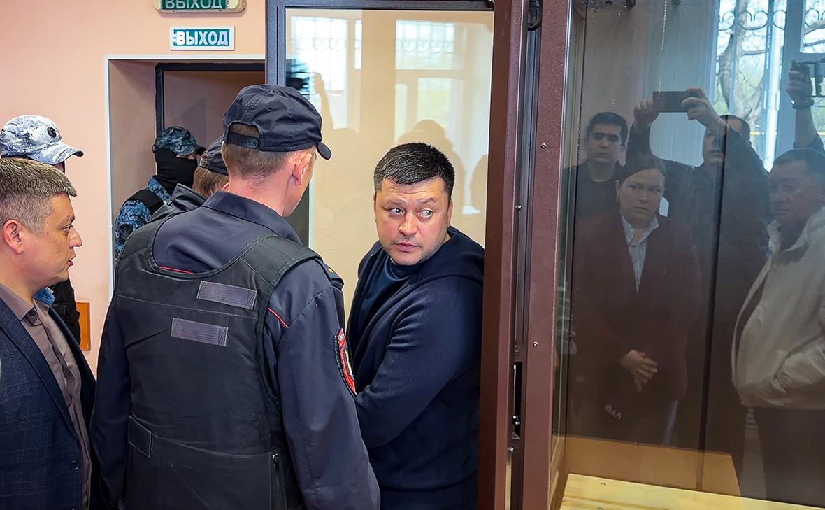 Адвокат-заявил-о-повторном-заборе-образцов-волос-у-арестованного-мэра-Уфы