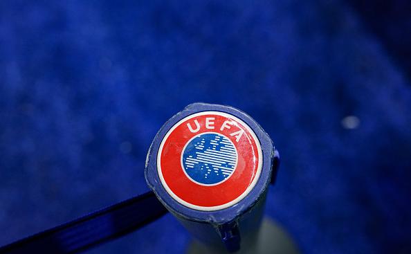 athletic-узнал-о-пожизненном-бане-тренера-за-съемку-футболисток-в-душе