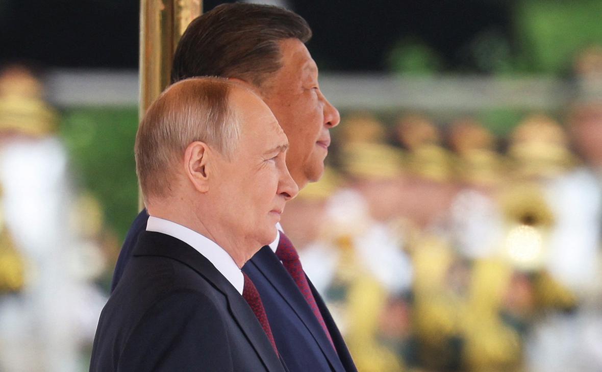 Ушаков-раскрыл-темы,-которые-Путин-и-Си-обсудили-за-чашкой-чая