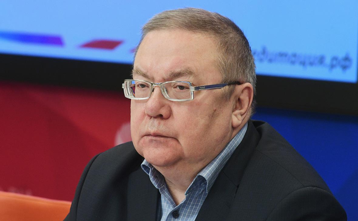 Фото: Куратор введения ЕГЭ ответил критикам экзамена цитатой про Пастернака