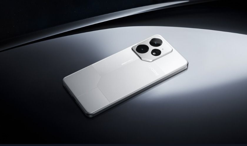 amoled-экран-samsung-1,5k,-ультразвуковой-сканер,-аккумулятор-на-8000-мАч-и-snapdragon-8-gen-5.-Инсайдер-раскрыл-характеристики-realme-neo-8